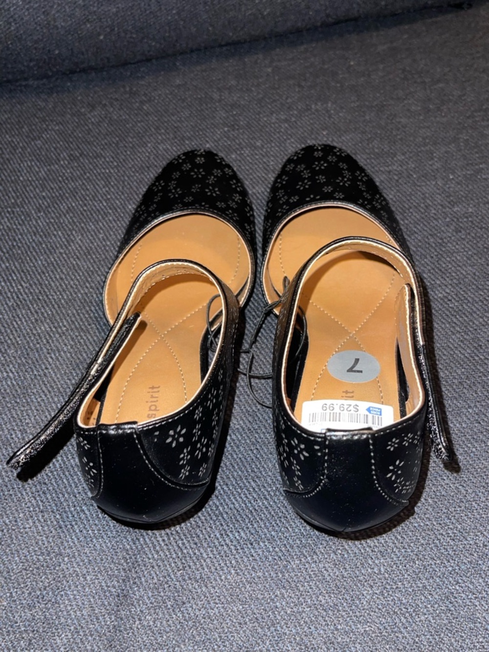 Easy Spirit Classic Black Mary Jane Heels with Perforated Floral Design/Velcro - Picture 3 of 11